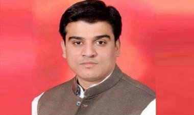 कानपुर सपा विधायक इरफान सोलंकी ने दरोगा से की अभद्रता : बोले- तू नहीं जानता मैं विधायक हूं, शांति भंग में पाबंद कार्यकर्ता की पैरवी करने पहुंचे थे
