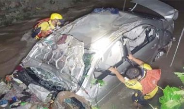 उत्तराखंड : भारी बारिश के कारण देहरादून में हुआ बड़ा हादसा, नाले में गिरी कार, एक व्यक्ति की बचाई गई जान, दूसरे की तालाश में SDRF तलाश में जुटी