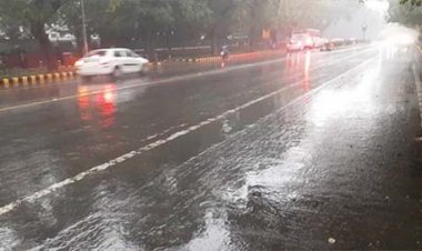 Delhi Weather Forecast : अभी नहीं थमेगा बारिश का दौर, IMD ने आने वाले 6 दिनों के लिए जारी किया बारिश का येलो अलर्ट