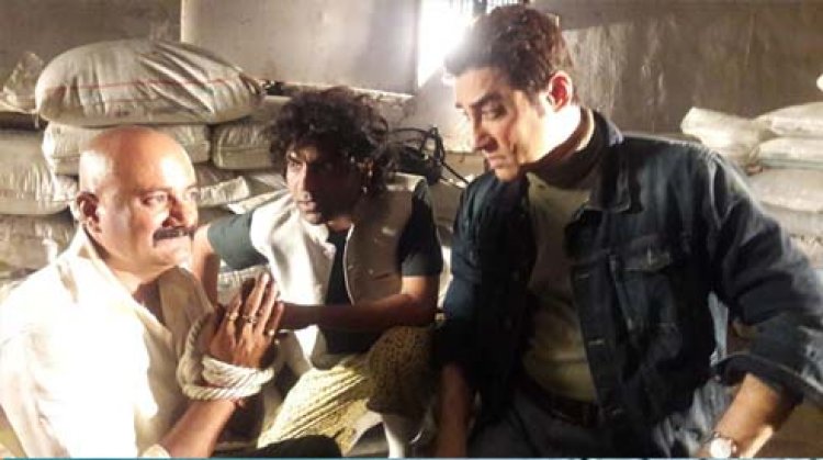 आमिर खान के भाई फैसल खान के डायरेक्शन में जल्द रिलीज होने वाली हिंदी फिल्म "फैक्ट्री" में निगेटिव रोल में नजर आएंगे अभिनेता शरद सिंह