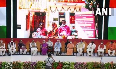 यूपी के 75,000 लाभार्थियों को मिला आवास, PMAY-U के तहत PM मोदी ने सौंपी घर की चाबी