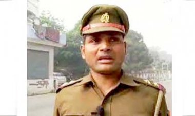 आरोपी दरोगा बर्खास्त : मोदी-योगी और देवी-देवताओं पर लिखी थी अमर्यादित पोस्ट, ट्रेनिंग के दौरान ही दरोगा को मिला था पहला दंड