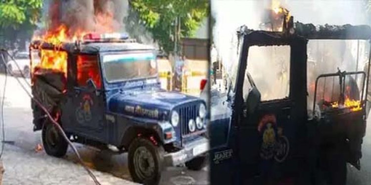 लखनऊ में प्रदर्शनकारियों ने पुलिस वाहन में लगाई आग. लखीमपुर हिंसा के विरोध में धरना दे रहे अखिलेश यादव गिरफ्तार