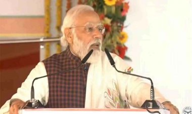 PM Narendra Modi laid foundation stone of Ganga Expressway : PM नरेंद्र मोदी ने किया गंगा एक्सप्रेस-वे का शिलान्यास, कहा- यूपी प्लस योगी, बहुत हैं उपयोगी