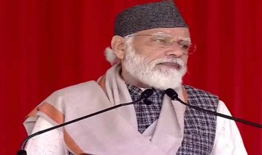 प्रधानमंत्री नरेंद्र मोदी की हल्द्वानी में कुमाऊं क्षेत्र की बड़ी रैली  : प्रधानमंत्री नरेंद्र मोदी ने उत्तराखंड को दी 17500 करोड़ की सौगात, बोले- ढूंढ-ढूंढकर पुरानी चीजें ठीक कर रहा हूं