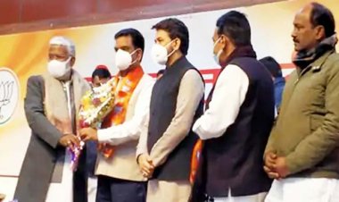 पूर्व IPS अफसर असीम अरुण ने ज्वाइन की BJP:कन्नौज सदर विधानसभा में जीत के लिए खींचा खाका, जल्द पब्लिक के बीच पहुंचकर करेंगे चुनाव प्रचार