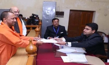 सीएम योगी ने गोरखपुर शहर विधानसभा सीट से किया नामांकन
