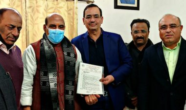प्रमुखता से होगा व्यापारियों की समस्याओं के समाधान : राजनाथ