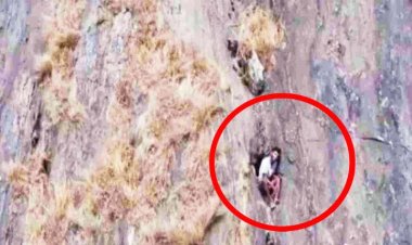 पहाड़ी पर चट्टानों के बीच 2 दिन से फंसा था बाबू : भारतीय सेना के जवानों ने ऑपरेशन शुरू कर सुरक्षित बचाया