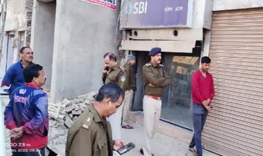 ग्वालियर : ATM तोड़ने वाले गैंग ने रवि नगर, सेवा नगर में स्टेट बैंक ऑफ इंडिया और डीडी नगर महाराजपुरा में सेन्ट्रल बैंक ऑफ इंडिया के ATM को तोड़कर करीब 43.68 लाख रुपए चोरी किए