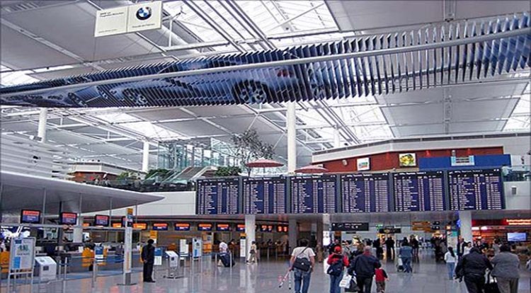 कोरोना काल में यात्रियों को बेहतर सुविधाएं देने के लिए ACI ने सम्मानित किया : लखनऊ एयरपोर्ट को मिला वॉइस ऑफ द कस्टमर अवार्ड