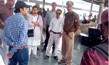 कानपुर: कालिंदी एक्सप्रेस पर छापा, 142 नग माल पकड़ा, बगैर बिल का था माल, लाखों की कर चोरी की आशंका