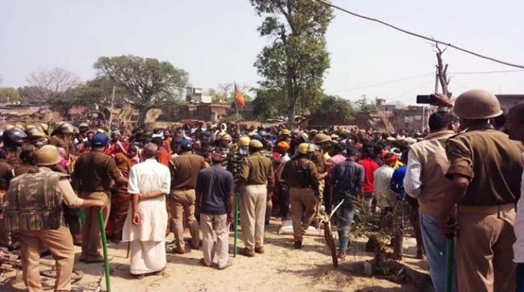 बलिया में बेर तोड़ने के विवाद में अधेड़ की मौत, चुनावी माहौल के बीच घटी घटना से पुलिस चौकस, दो हिरासत में