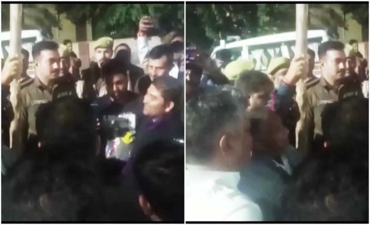 मथुरा में EVM परिसर में बिना ID कॉर्ड के घुसा शख्स : समाजवादी पार्टी और बहुजन समाज पार्टी  के कार्यकर्ताओं ने एक व्यक्ति को बिना आईडी कार्ड के मथुरा की मंडी समिति में प्रवेश करने के बाद पकड़ा