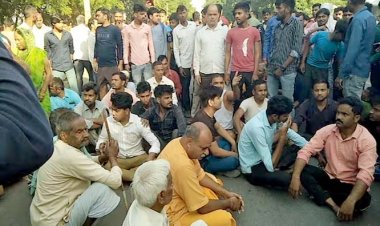 उत्तर प्रदेश के आगरा के डौकी थाना क्षेत्र के कुंडोल में सड़क हादसा : तेज रफ्तार गाड़ी ने 6 स्कूली बच्चों को रौंदा, 2 की मौत, 4 घायल