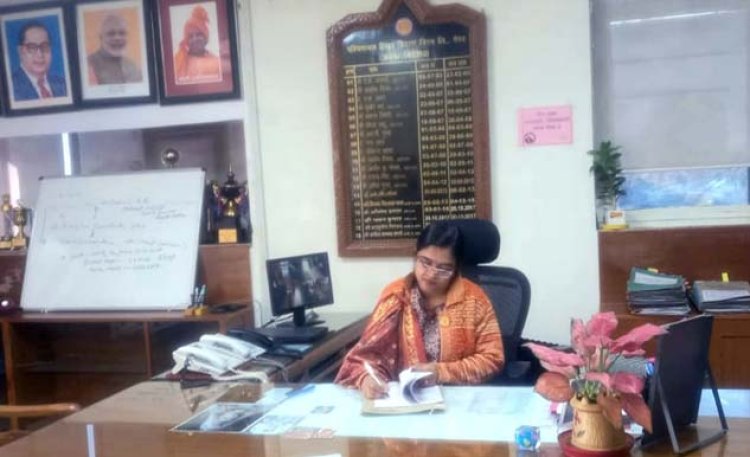 पावर कारपोरेशन की प्रबंध निदेशक चैत्रा वी ने बिजली चोरी पर शिकंजा कसने के दिए आदेश, लापरवाही करने वाले अफसरों के खिलाफ होगी सख्त कार्रवाई