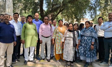 शिक्षक संघों ने किया मूल्यांकन का बहिष्कार