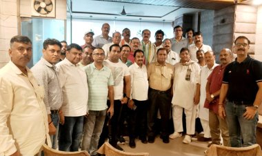 बाजारों की समस्याओं के निस्तारण पर हुआ विचार विमर्श