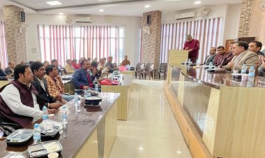 व्यापारियों को नोटिस भेजकर पेनाल्टी वसूलना गलत: अमरनाथ