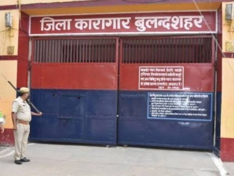 मोटी रकम देकर बुलंदशहर पहुंची अधीक्षक ने मचा रखी लूट!